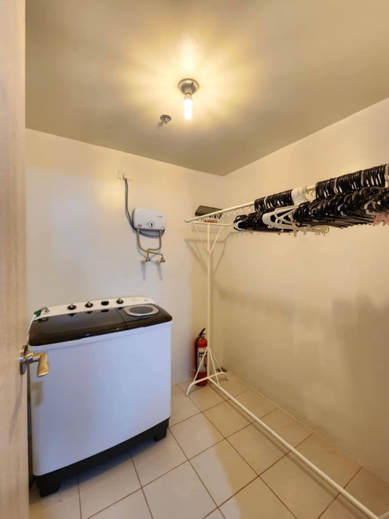 3BR Seaview Condo for Rent at Mandani Bay